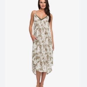 Floral Print Sleeveless Nightgown